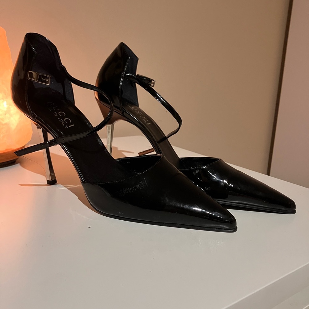 Authentic Gucci heels size 8 - Picture 4 of 7